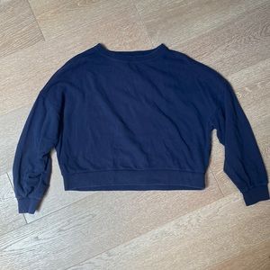 Gap sweater navy size medium